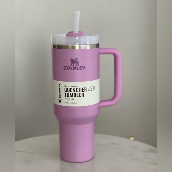 Stanley Quencher H2.0 Flowstate 40oz Tumbler - Picture 8 of 12